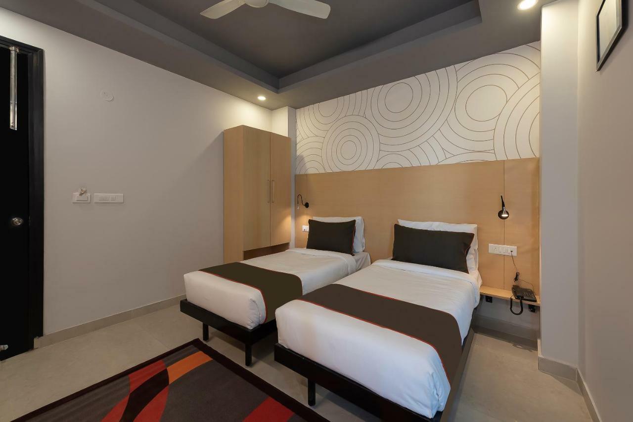Collection O 162 Vardhman International Hotel Gurgaon Exterior photo